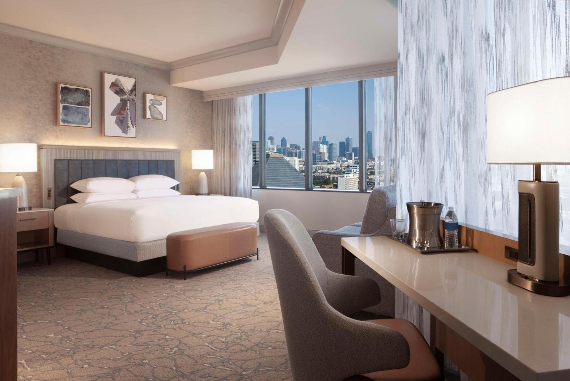 Hilton Anatole Hotel Далас Екстериор снимка