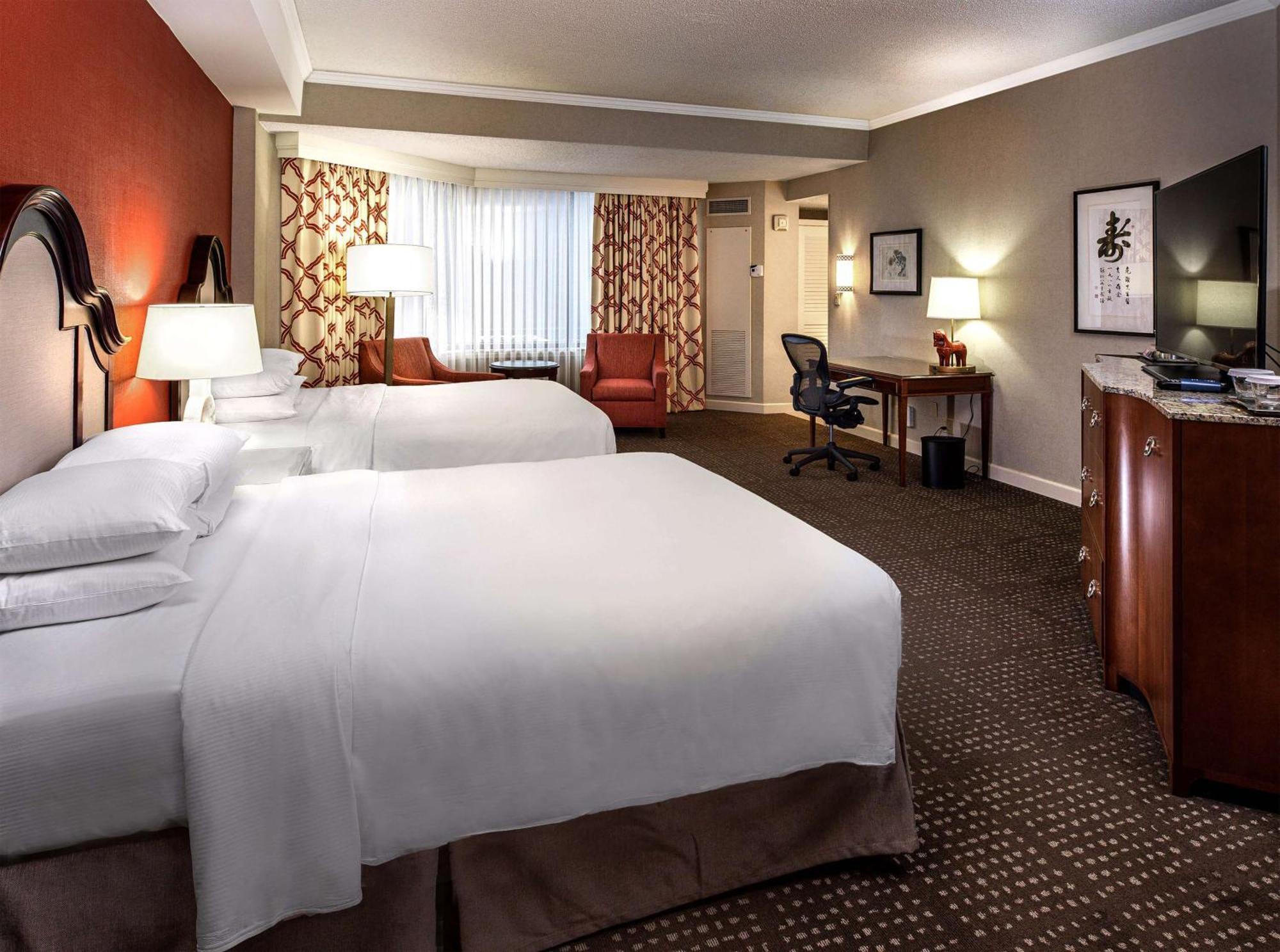 Hilton Anatole Hotel Далас Екстериор снимка