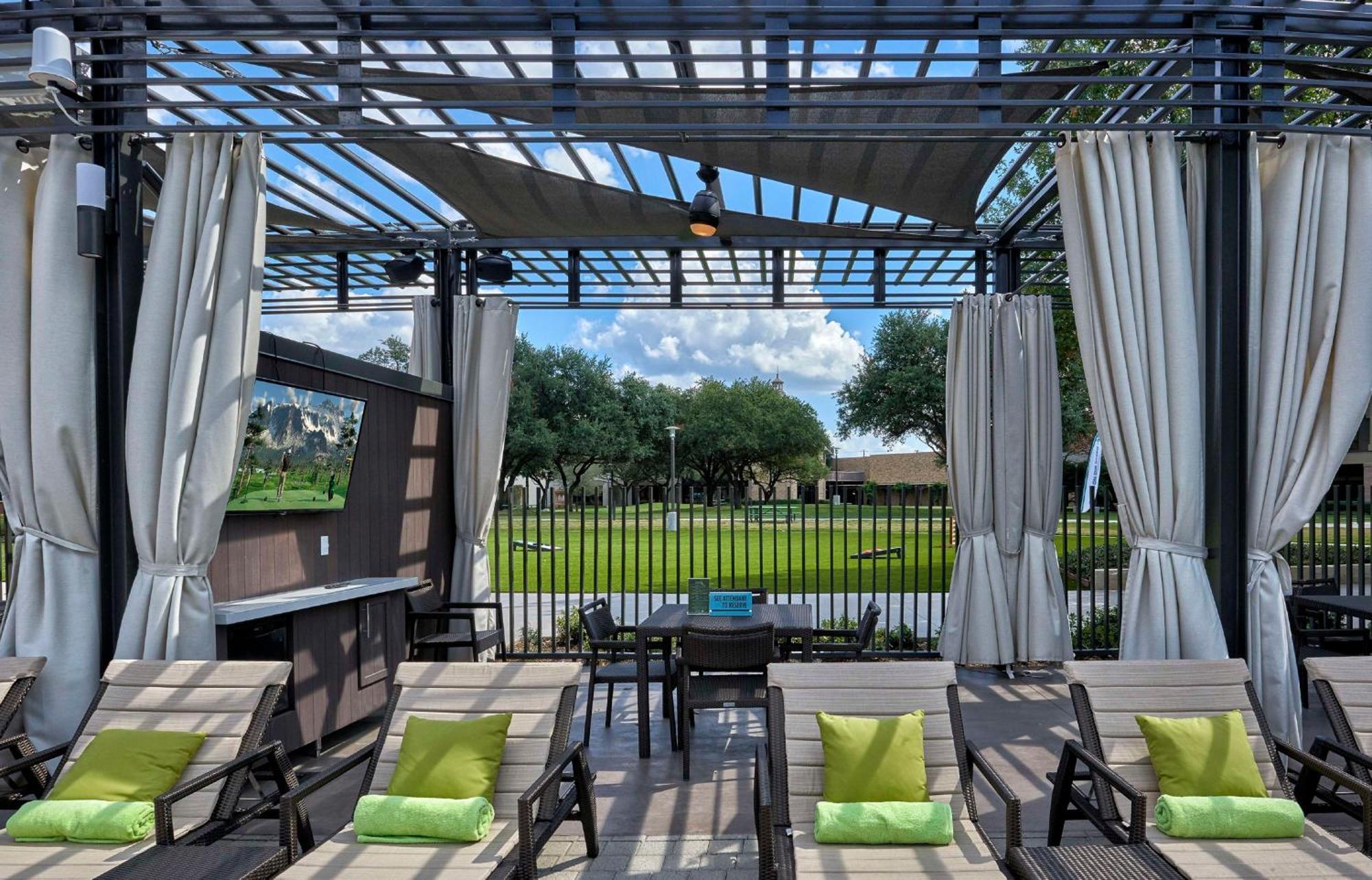 Hilton Anatole Hotel Далас Екстериор снимка