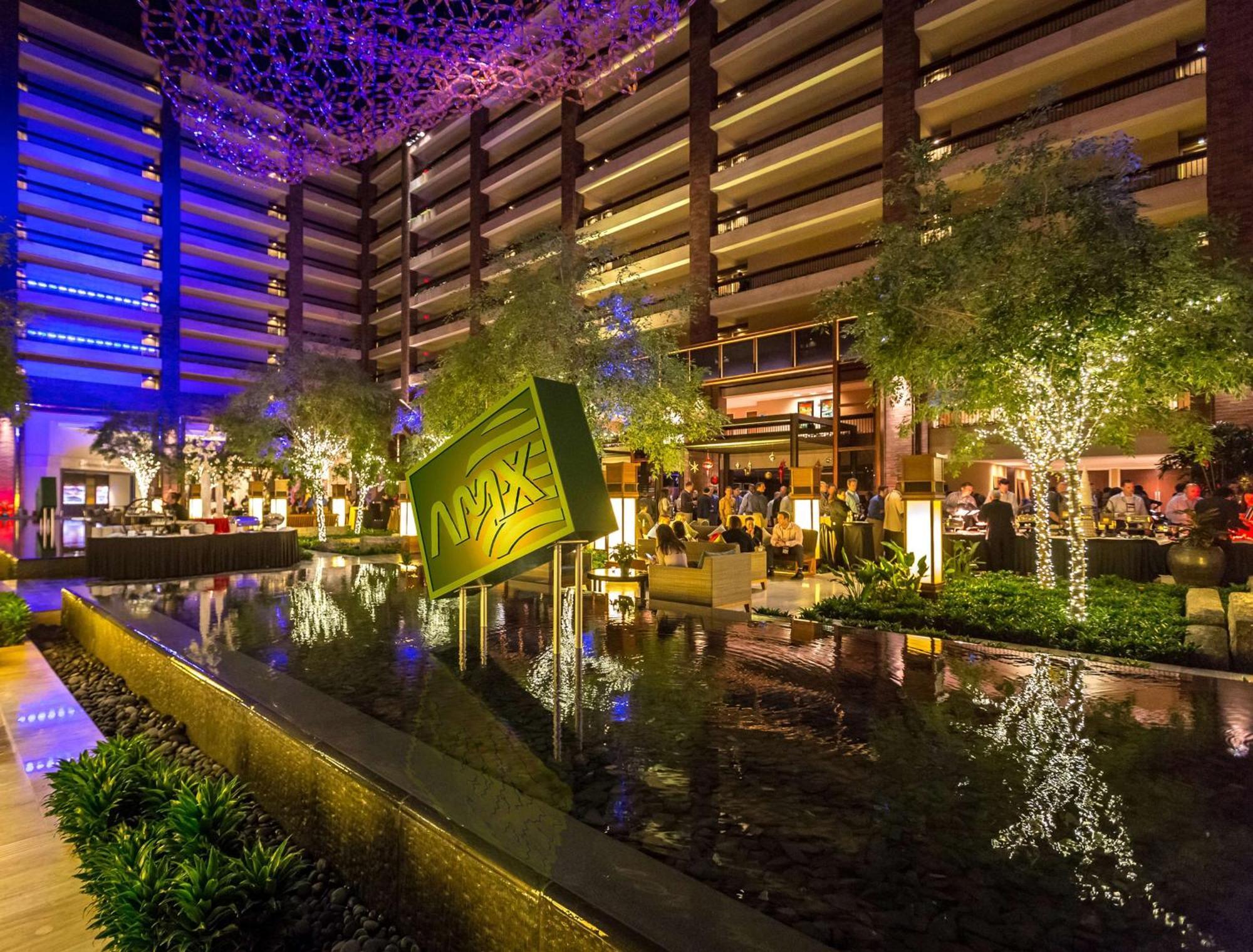 Hilton Anatole Hotel Далас Екстериор снимка