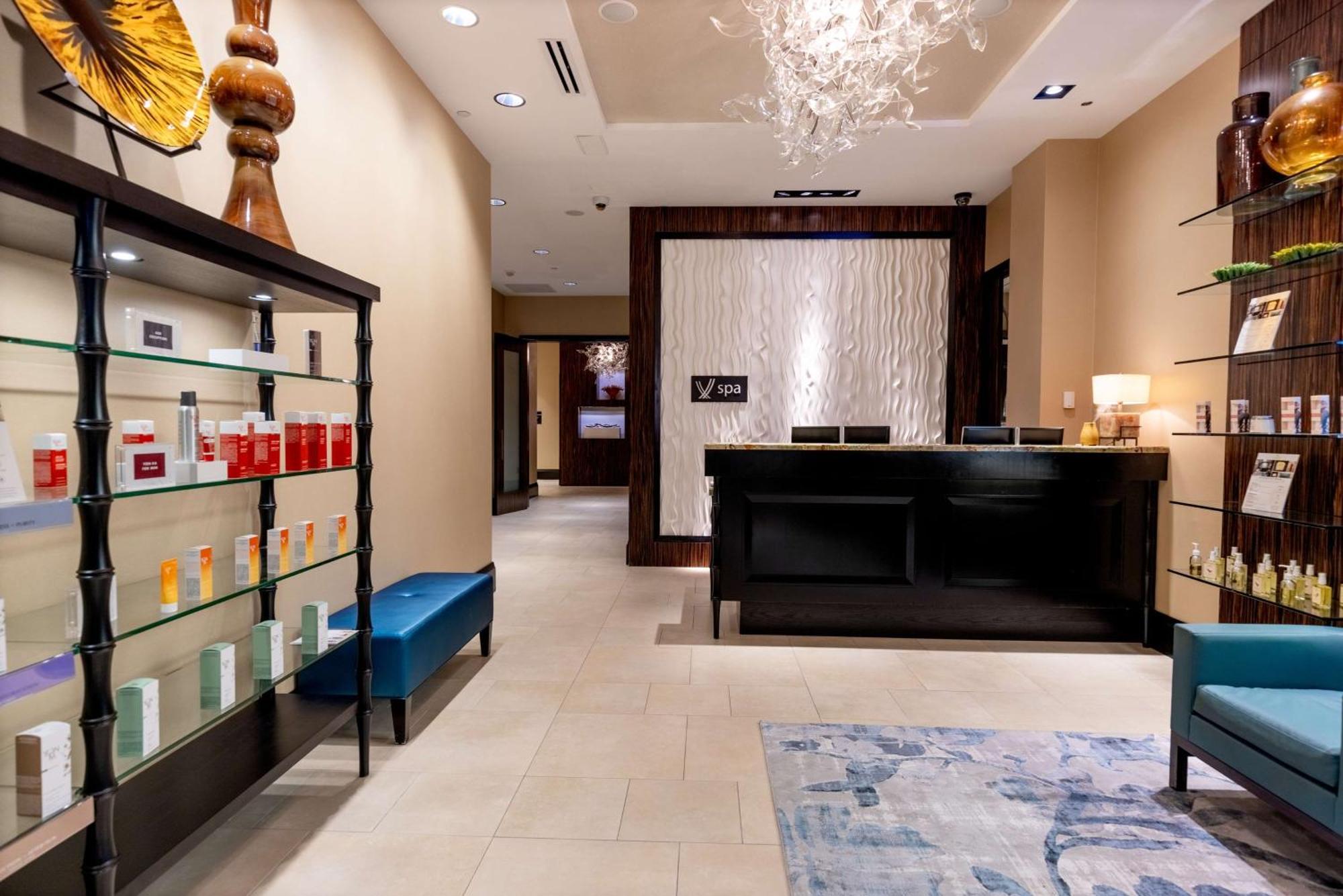 Hilton Anatole Hotel Далас Екстериор снимка